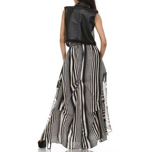 TOV Holy Skirts - END SUMMER SALE TOV Holy Skirts - END SUMMER SALE